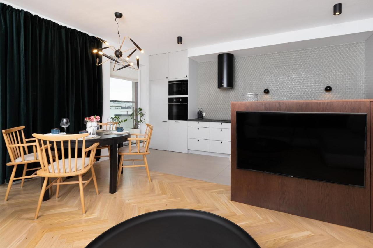 Superior Apartment With Balcony & Parking Gdansk By Noclegi Renters Prestige Eksteriør bilde